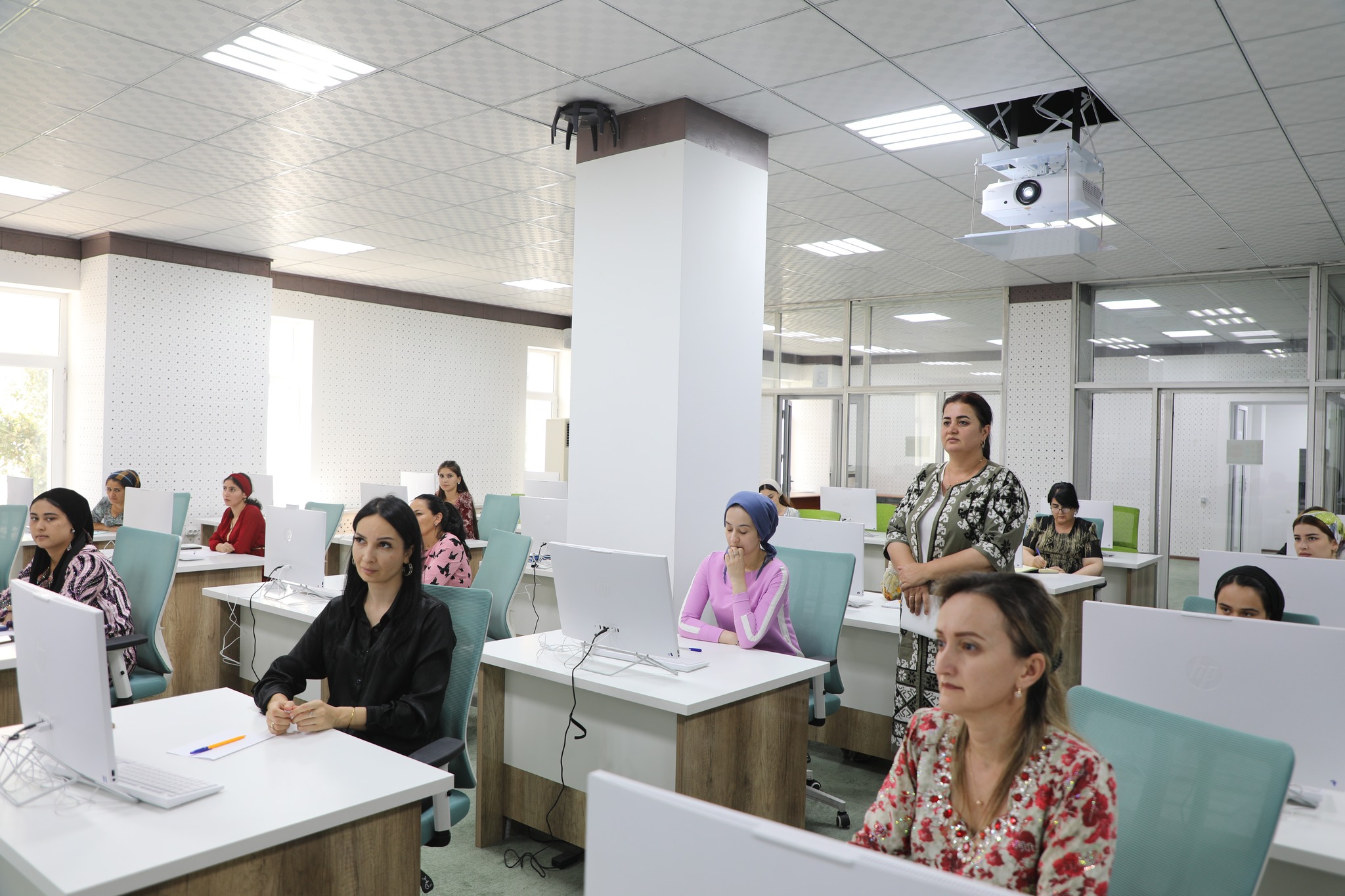 TRAINING FOR INCREASING LEADERSHIP SKILLS OF WOMEN IN THE AGENCY ON STATISTICS